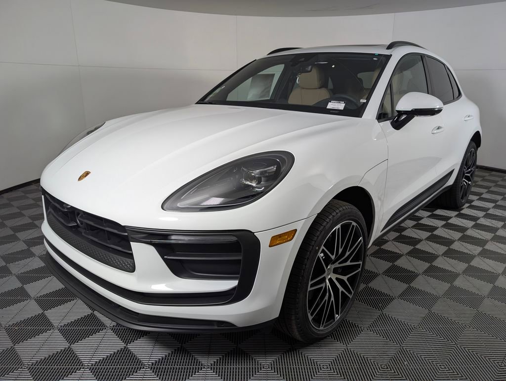 New 2026 Porsche Macan image 1