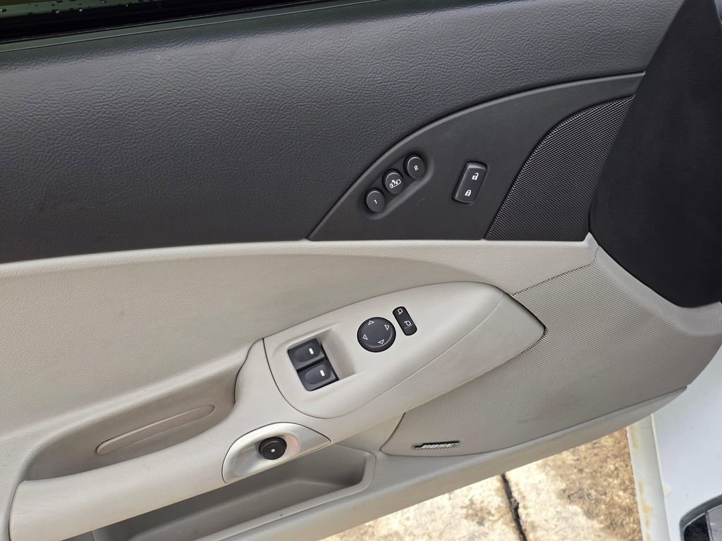 Used 2011 Chevrolet Corvette Grand Sport w/ Preferred Equipment Group image 23