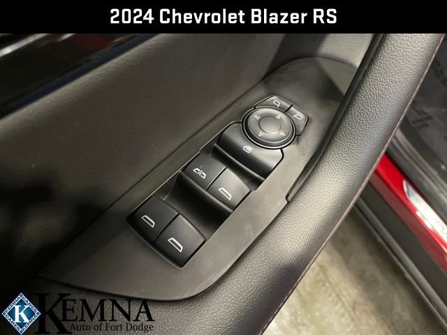 Used 2024 Chevrolet Blazer RS w/ Enhanced Convenience Package image 14