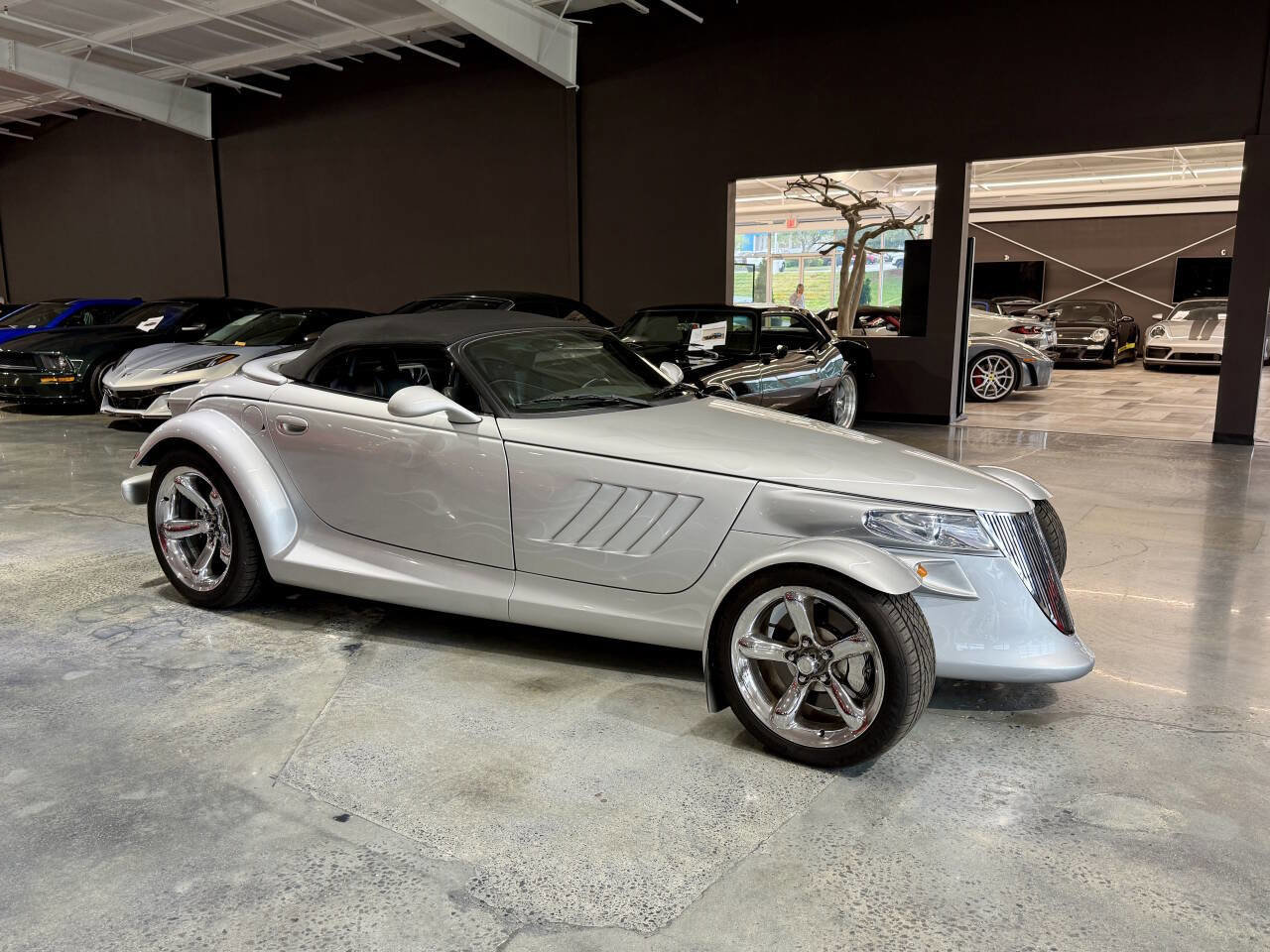 Used 2001 Plymouth Prowler image 14
