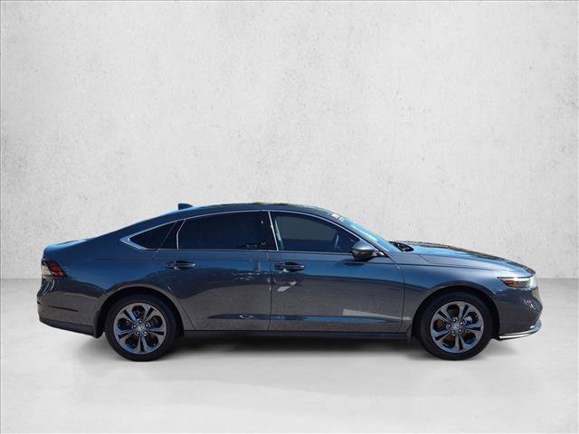 Used 2023 Honda Accord EX image 4