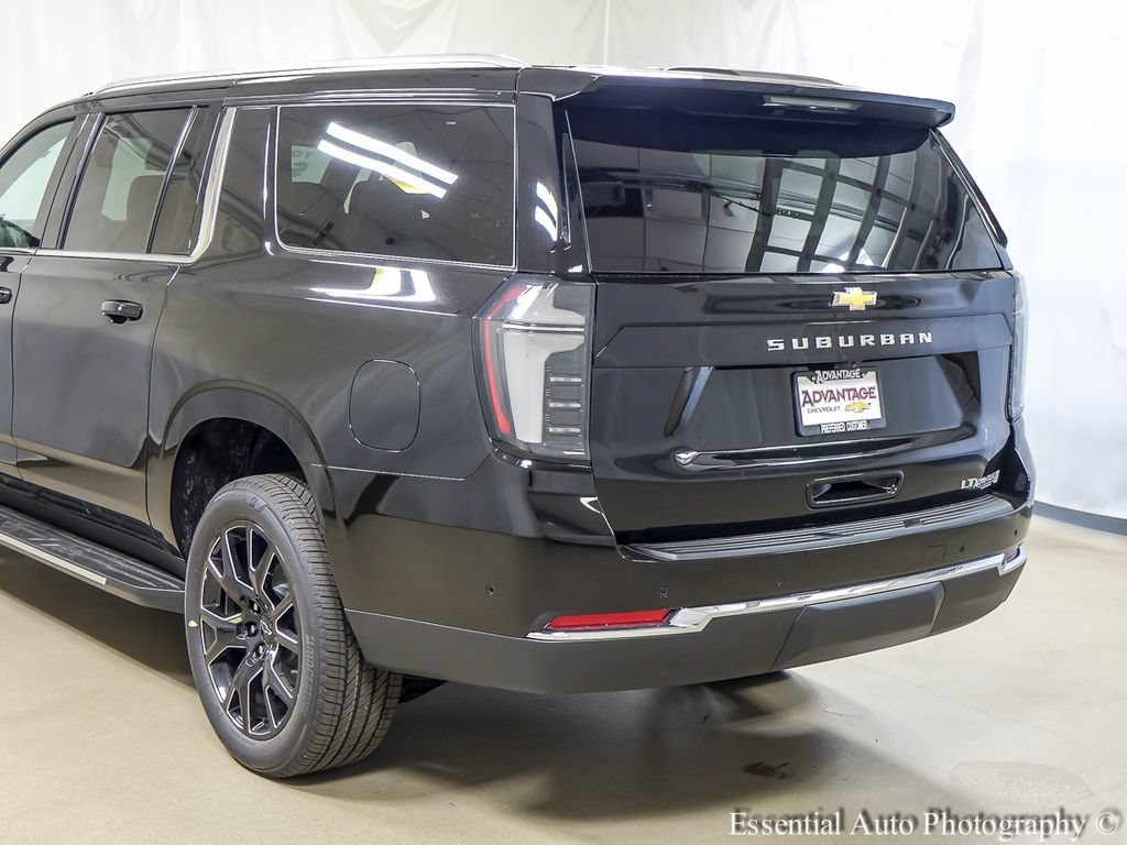 New 2026 Chevrolet Suburban LT w/ Comfort Package AWD/4WD image 7