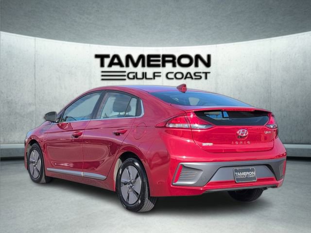 Used 2022 Hyundai Ioniq SE image 3