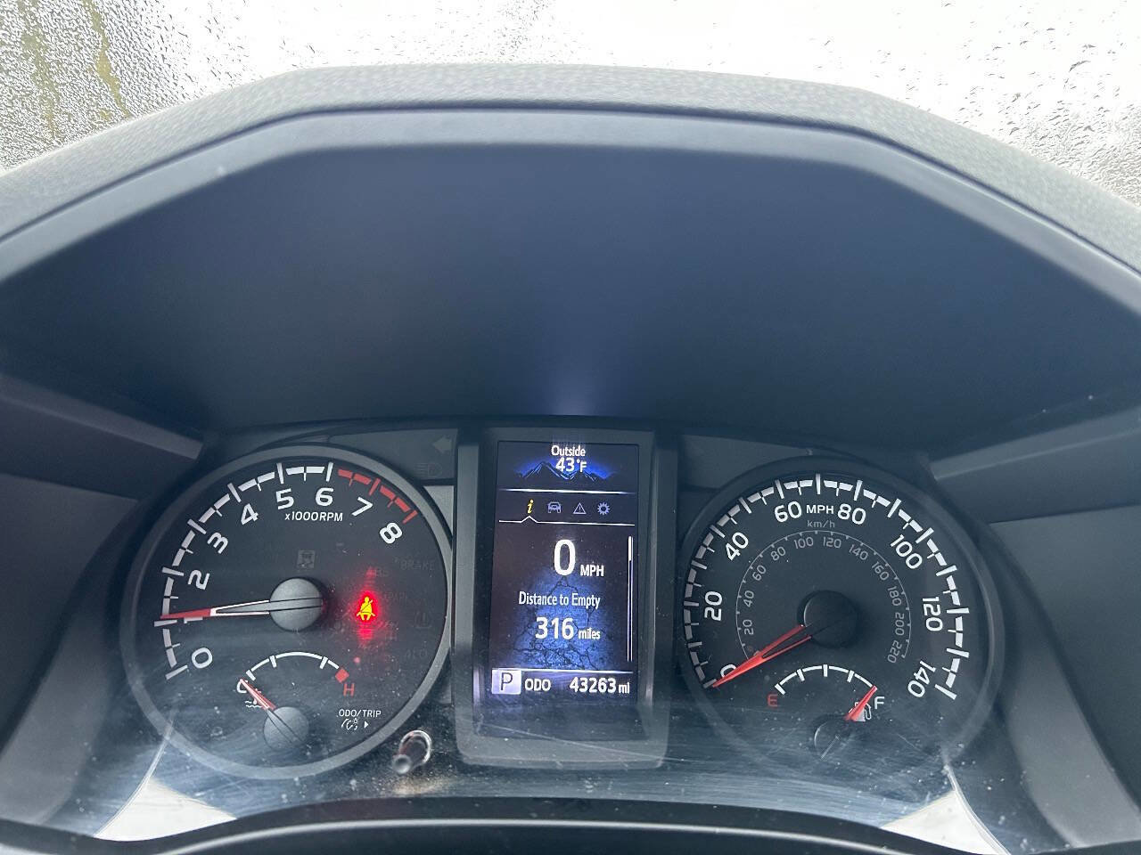 Used 2021 Toyota Tacoma SR image 9