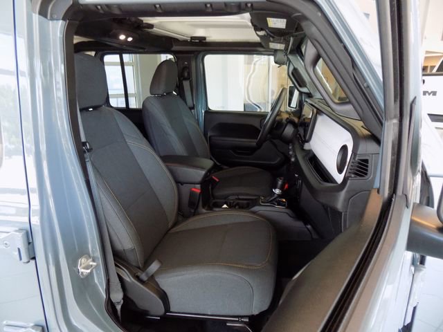 Certified 2024 Jeep Gladiator Sport AWD/4WD image 28