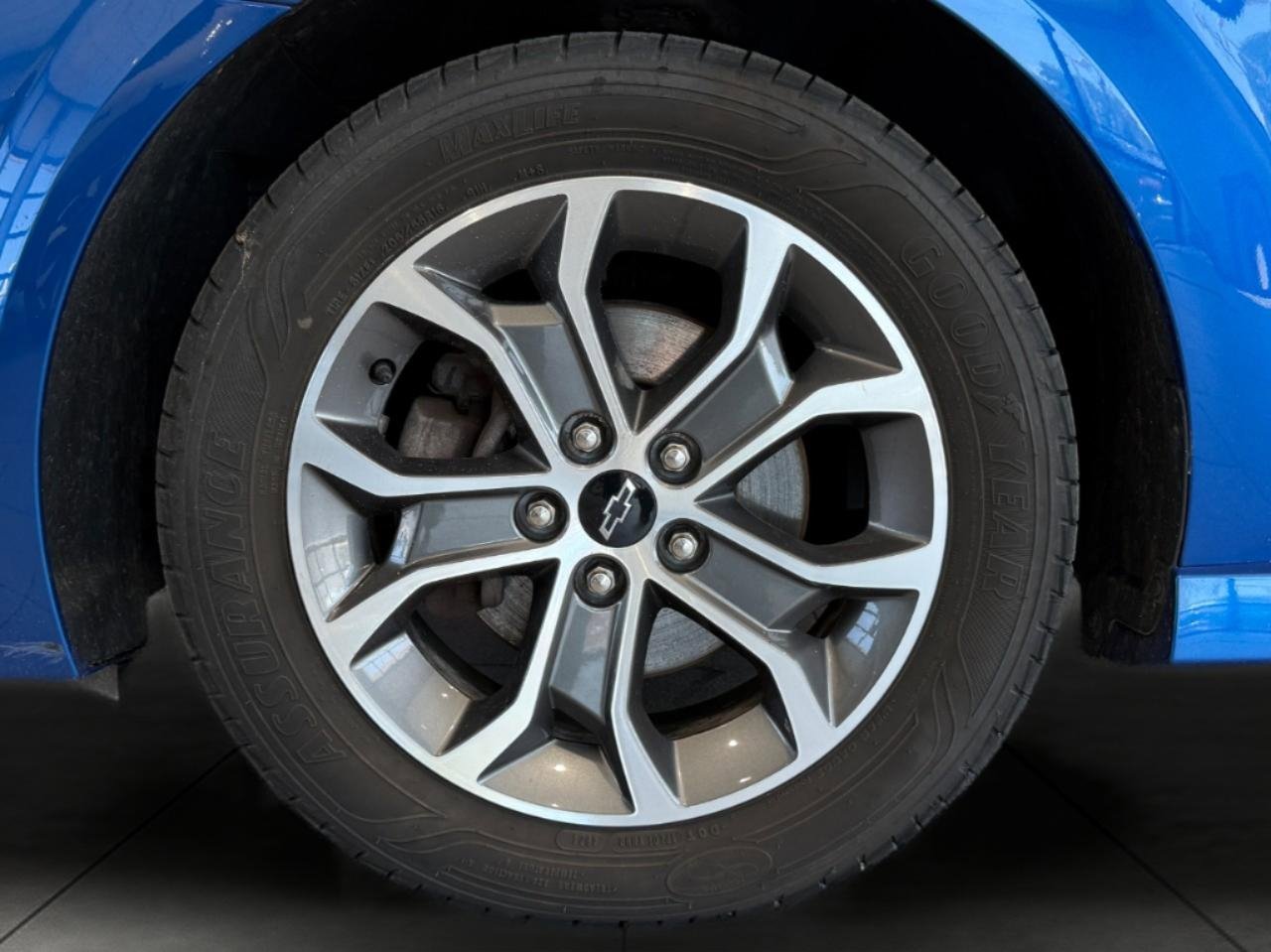 Used 2019 Chevrolet Sonic LT w/ Convenience Package FWD image 7