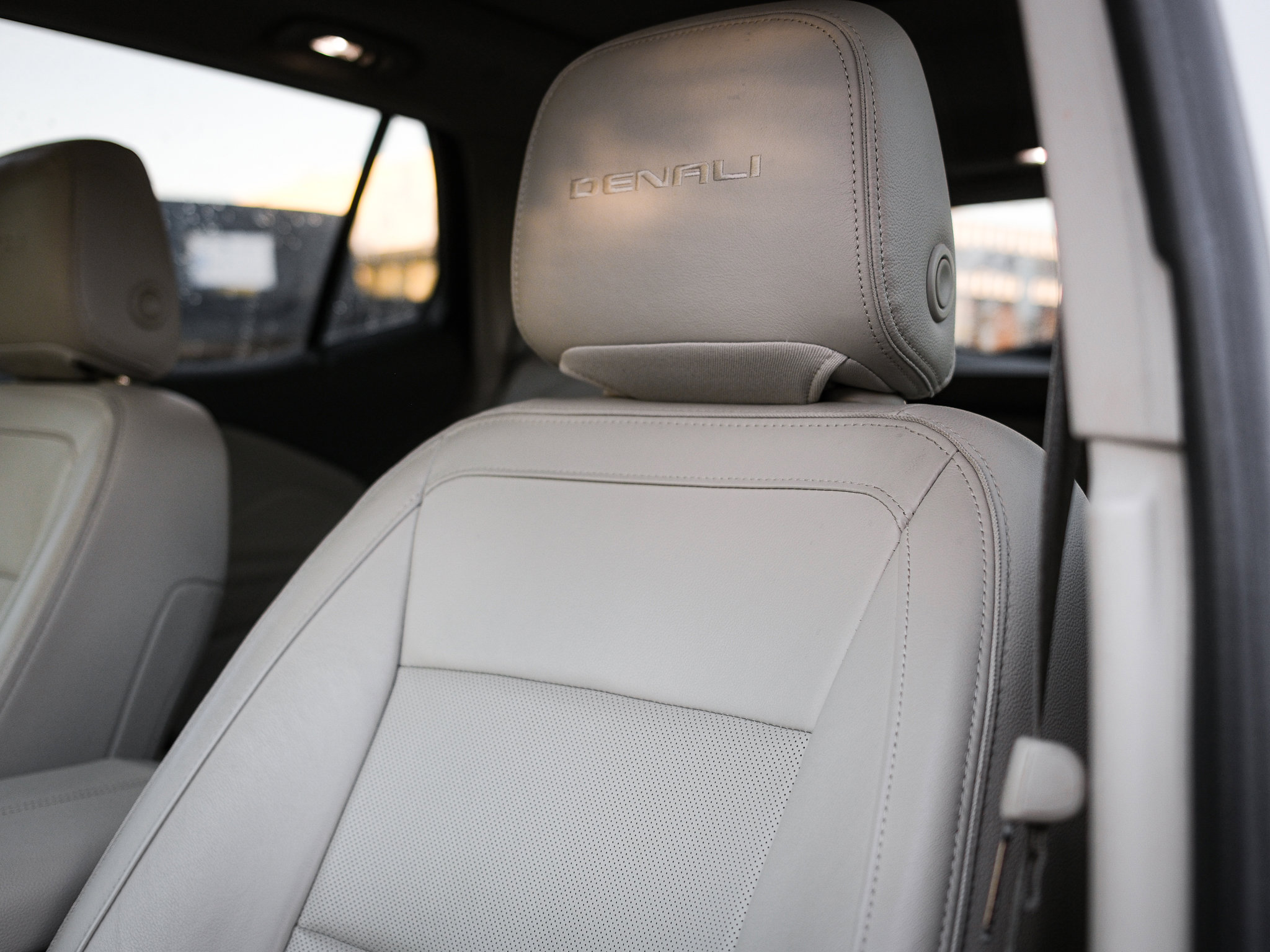 Used 2020 GMC Terrain Denali w/ Denali Premium Package image 14