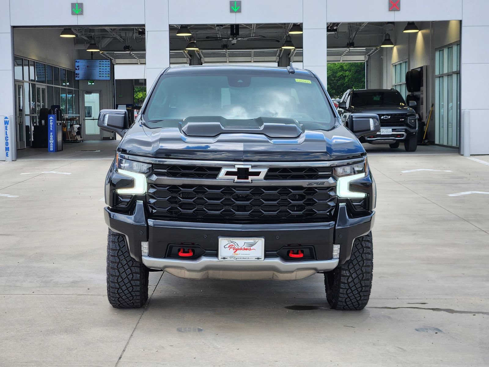 New 2026 Chevrolet Silverado 1500 ZR2 w/ LPO, Dark Essentials Package AWD/4WD image 6