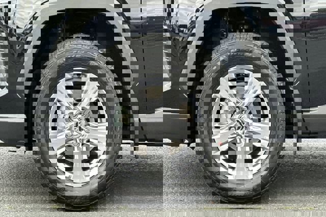 Certified 2025 Toyota RAV4 XLE w/ Convenience Package image 32