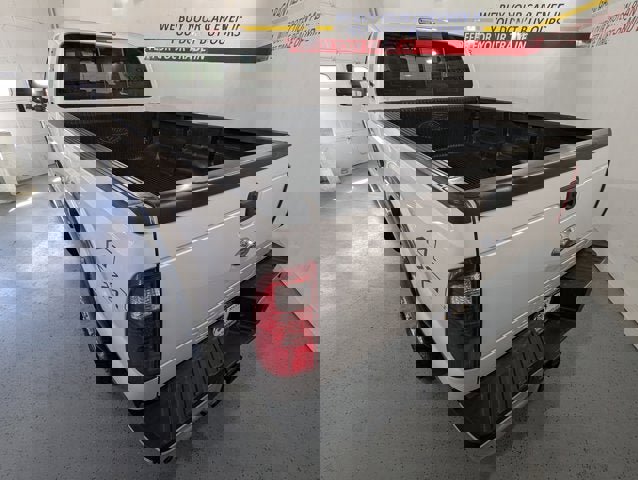 Used 2016 Ford F250 Lariat w/ Chrome Package image 5