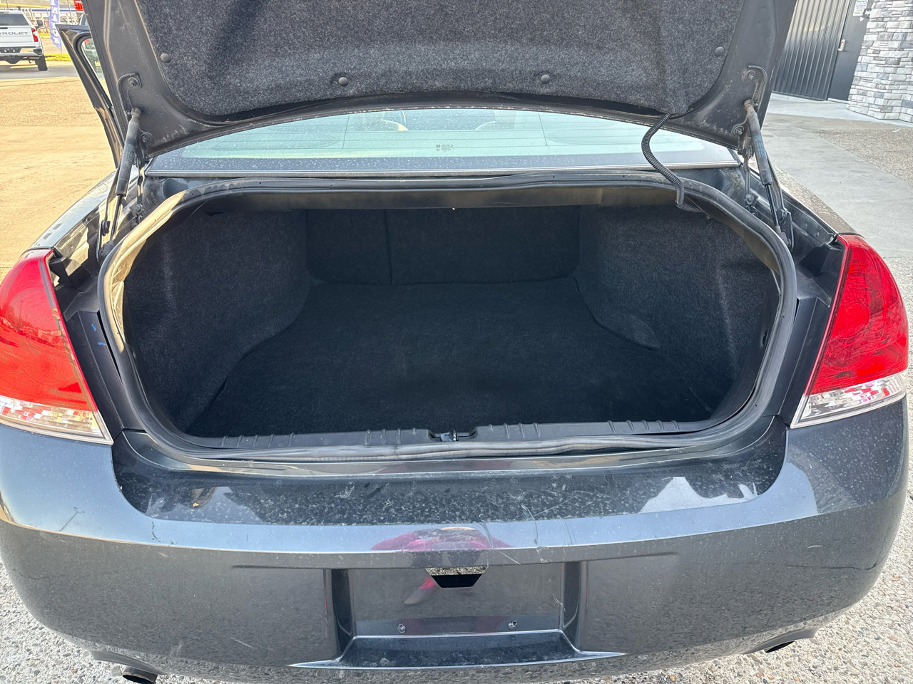 Used 2013 Chevrolet Impala LTZ image 11