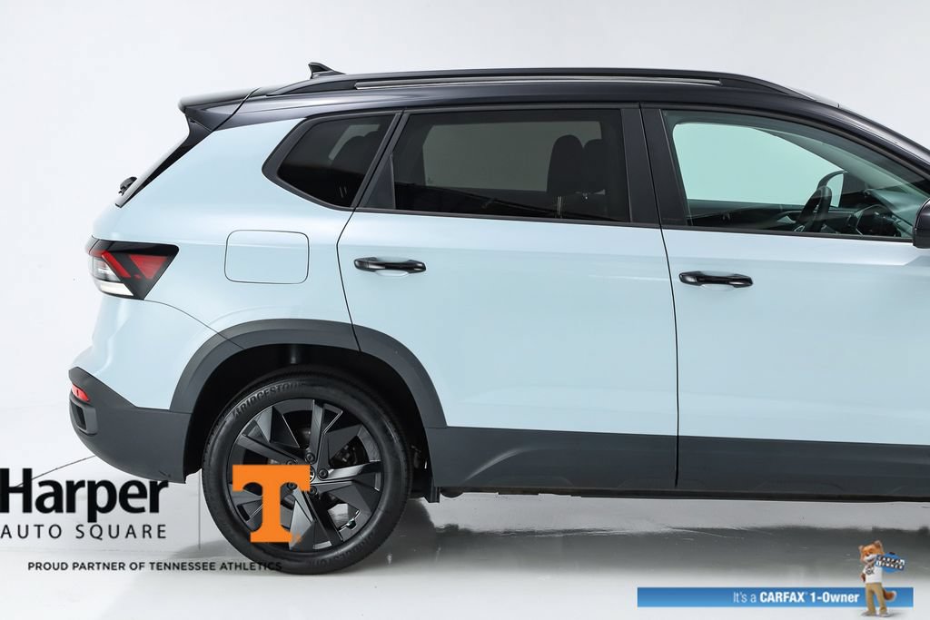 Used 2025 Volkswagen Taos SE FWD image 48