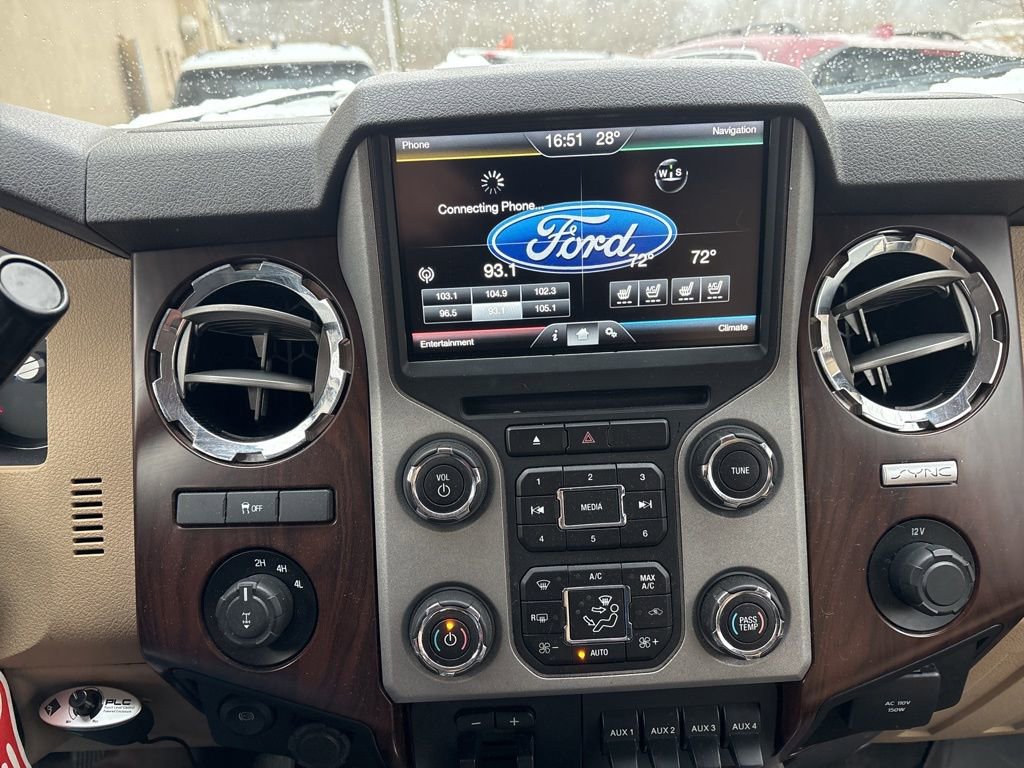 Used 2016 Ford F350 Lariat w/ Chrome Package image 16