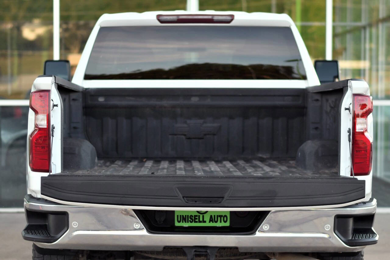 Used 2020 Chevrolet Silverado 2500 W/T w/ WT Safety Package image 8