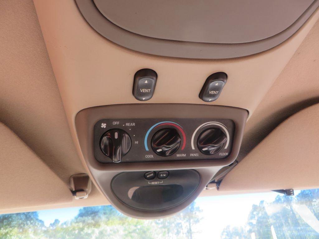 Used 2000 Ford Excursion XLT image 23