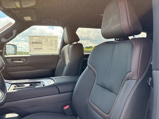 New 2026 Nissan Armada SL w/ Captain's Chari Seat Package AWD/4WD image 9