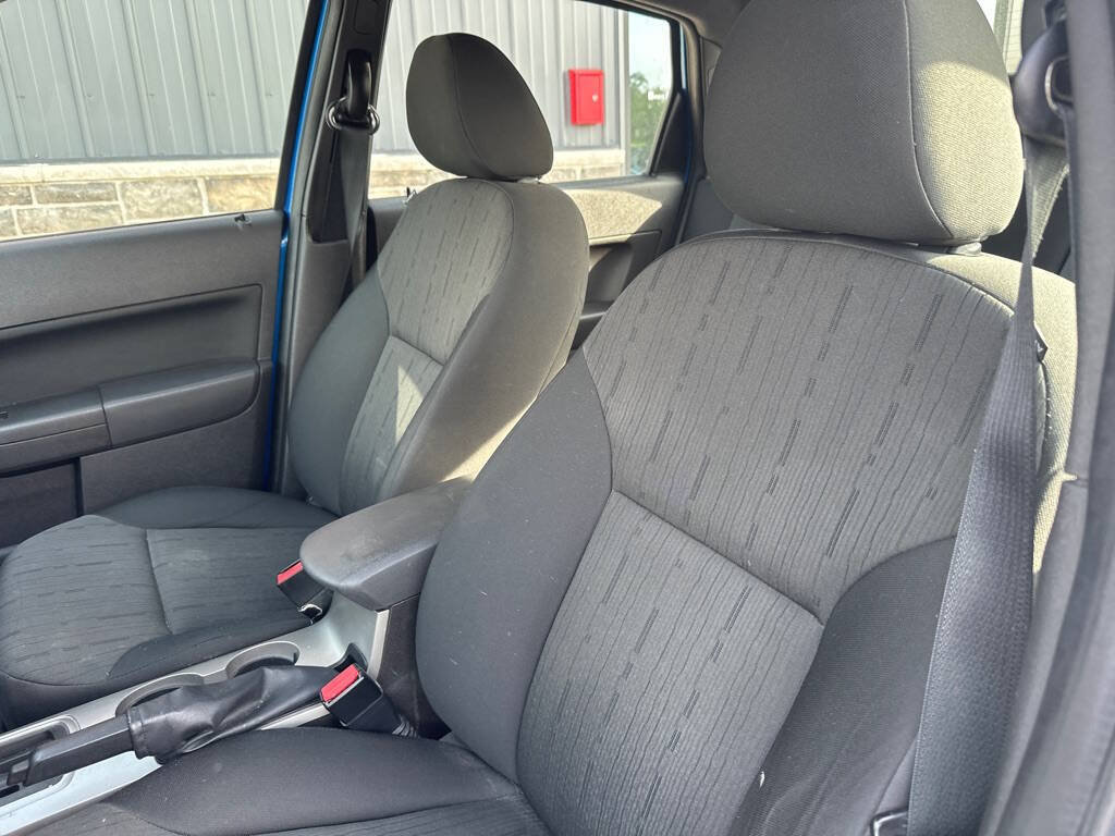 Used 2010 Ford Focus SE FWD image 9