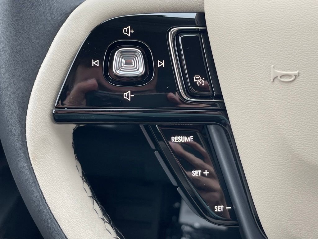 New 2026 Lincoln Corsair Premiere image 8