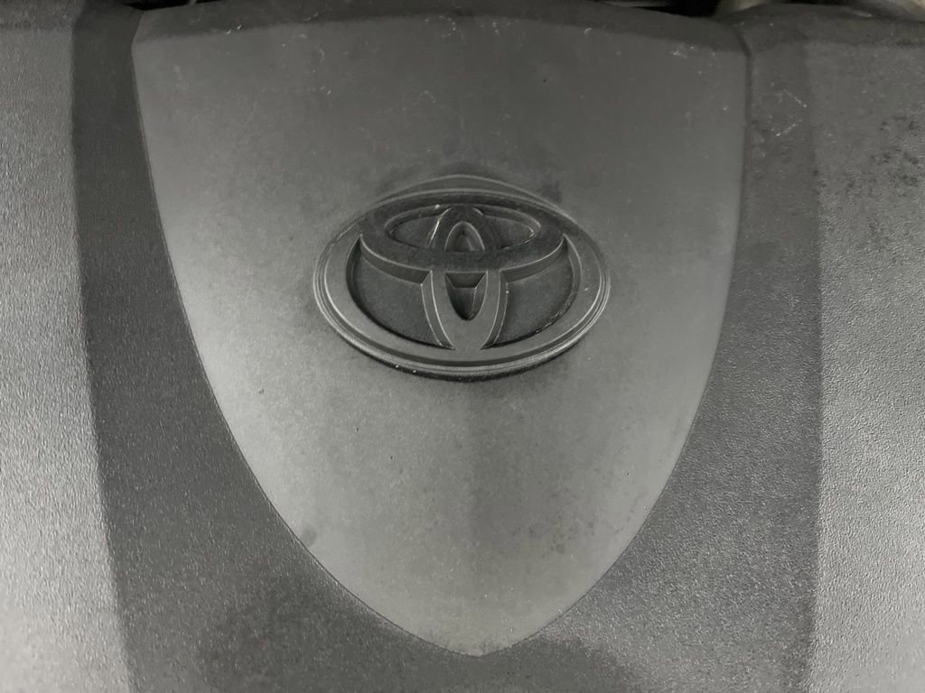 Used 2025 Toyota RAV4 XLE image 10