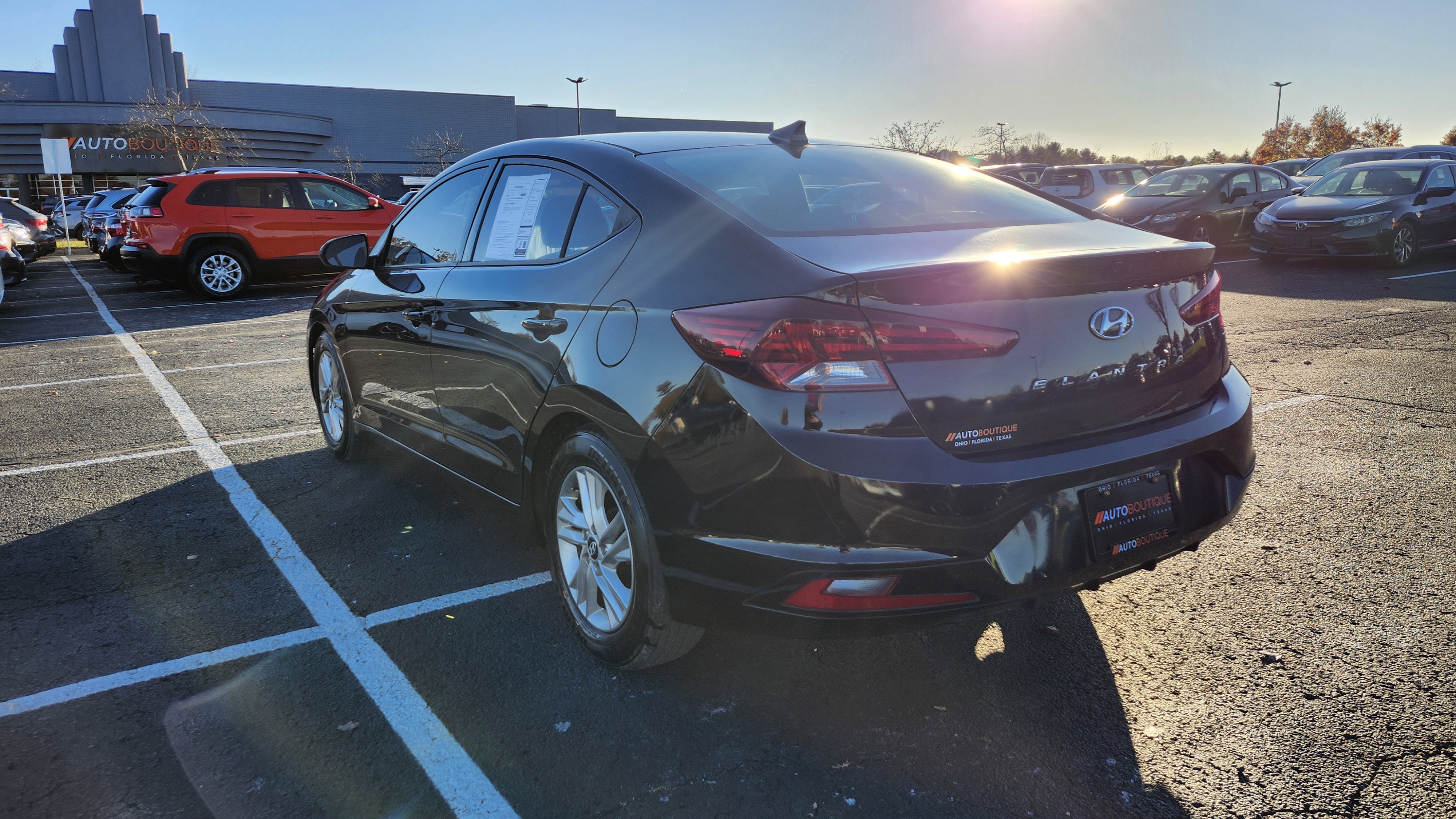 Used 2019 Hyundai Elantra SEL image 13