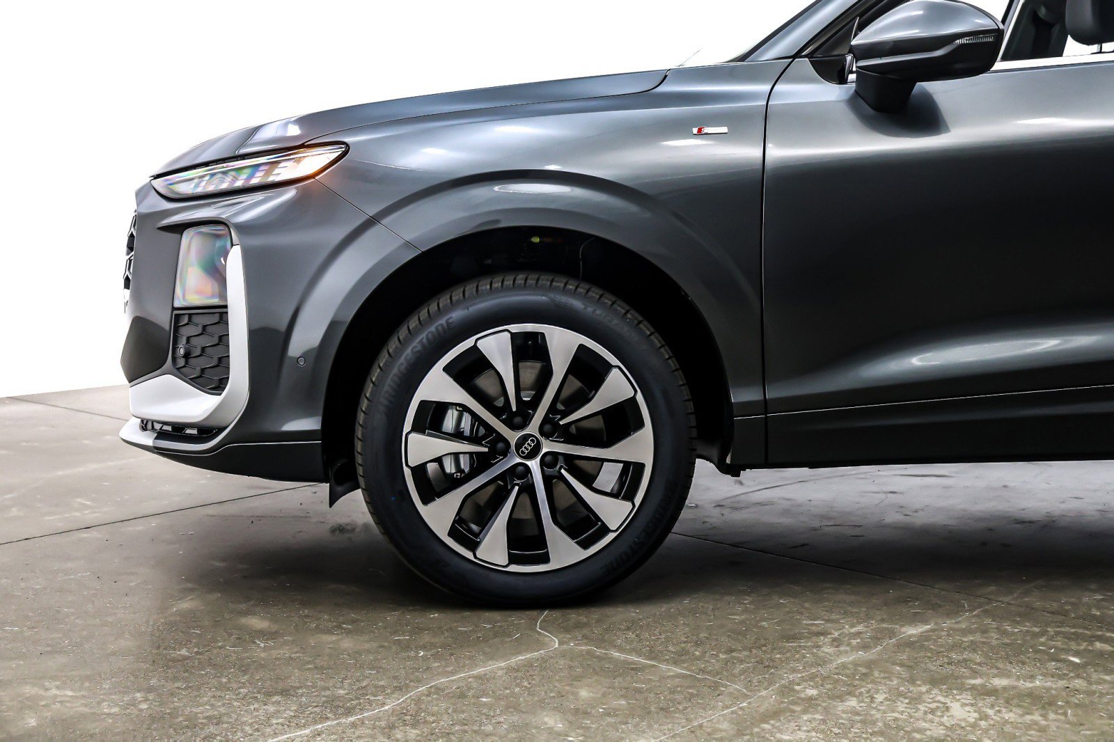 New 2026 Audi Q3 quattro 2.0T image 10