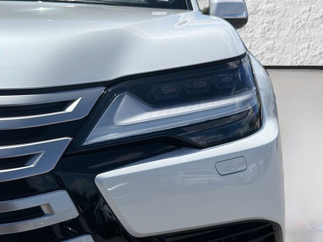 New 2026 Lexus LX 600 4WD w/ Luxury Package image 9