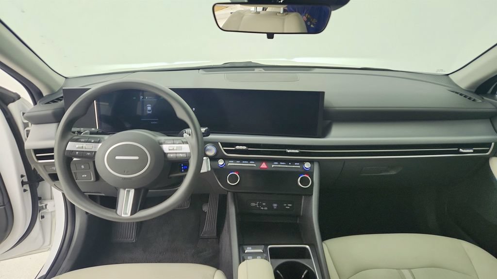 Used 2025 Hyundai Sonata SEL FWD image 16