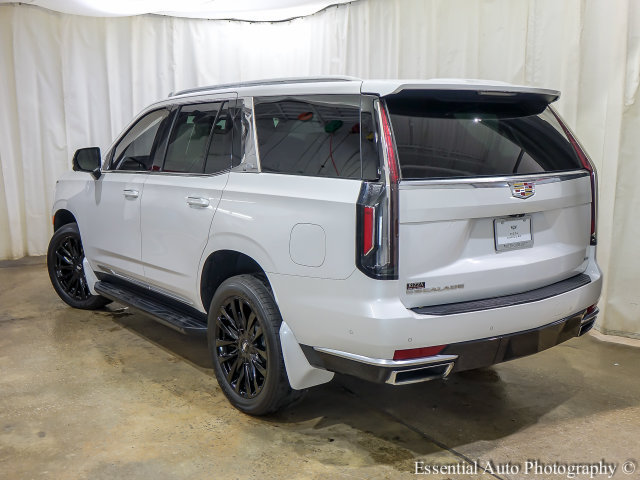 Certified 2022 Cadillac Escalade Premium Luxury w/ LPO, Illumination Package AWD/4WD image 4