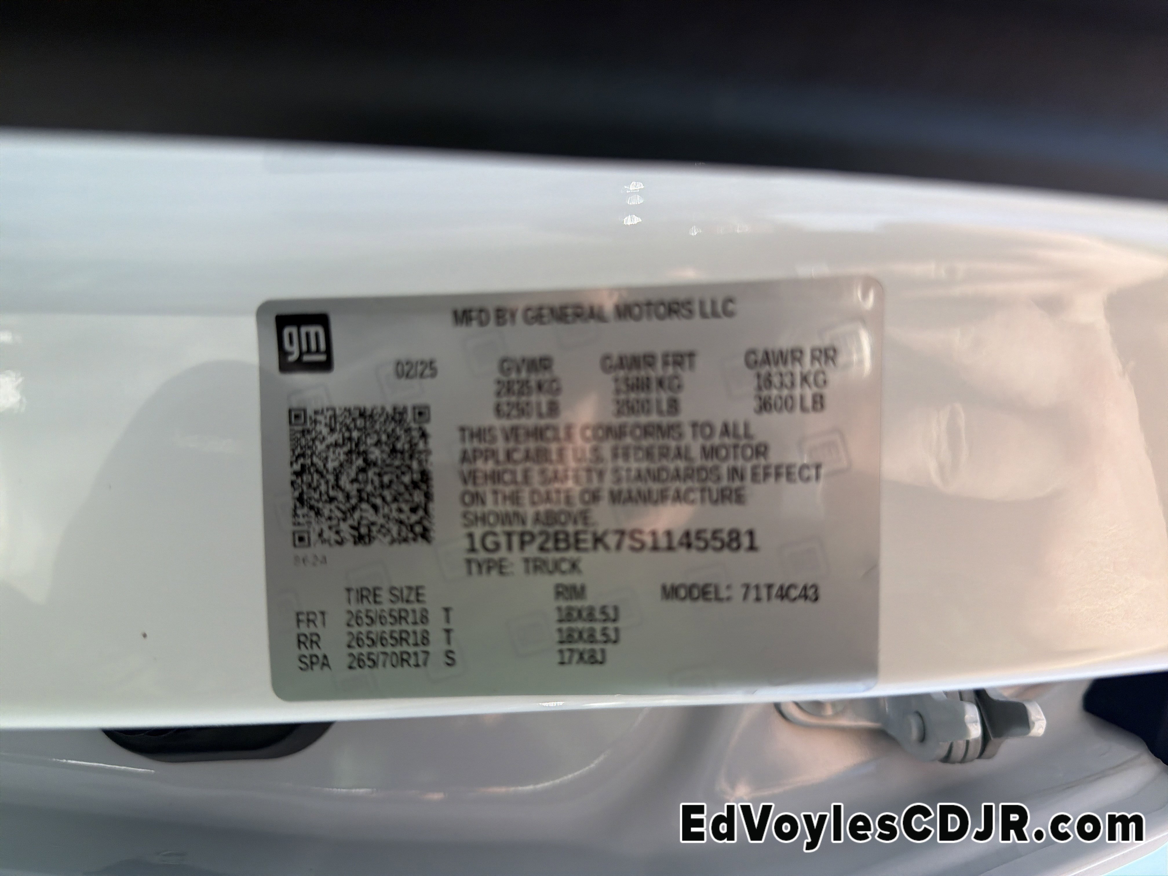 Used 2025 GMC Canyon Elevation image 38
