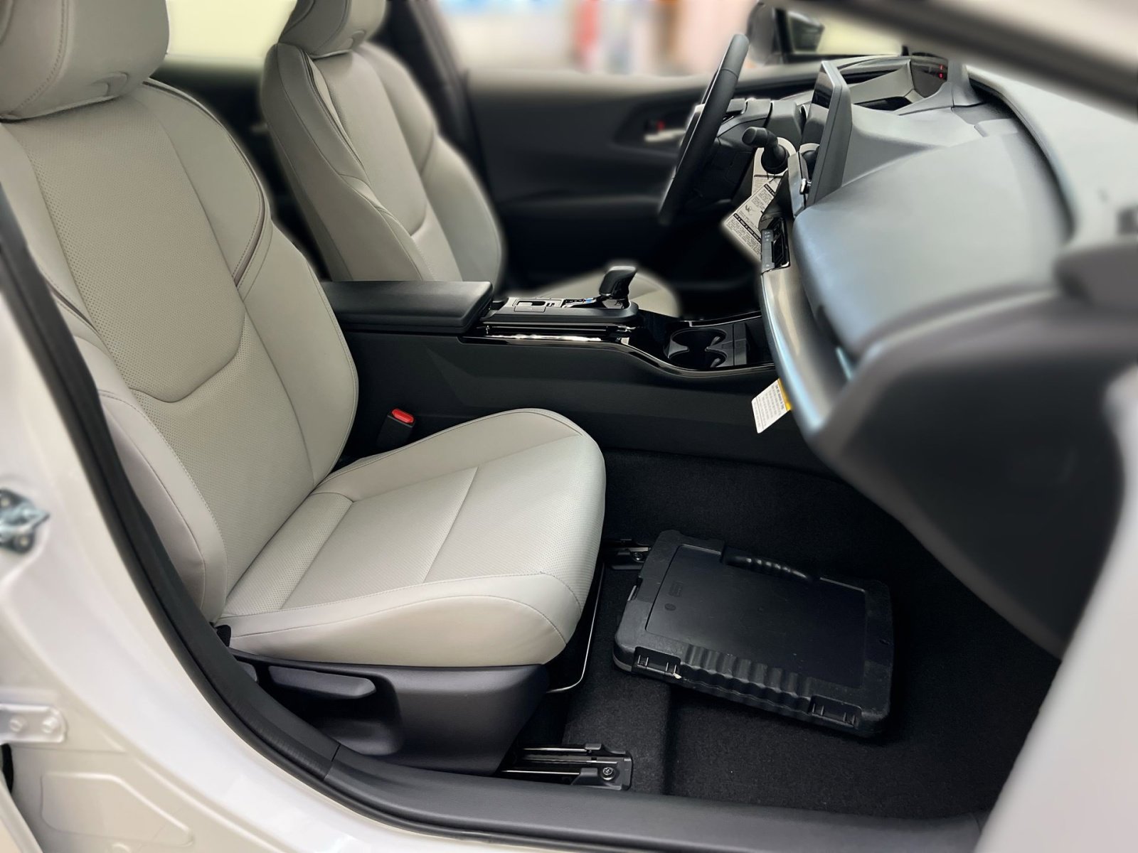 New 2026 Toyota Prius XLE image 22