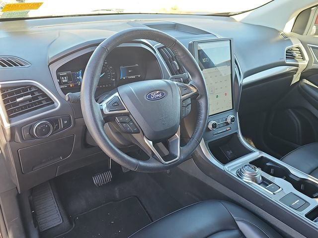 Used 2024 Ford Edge SEL image 16