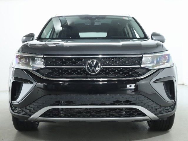 Used 2022 Volkswagen Taos SEL image 5