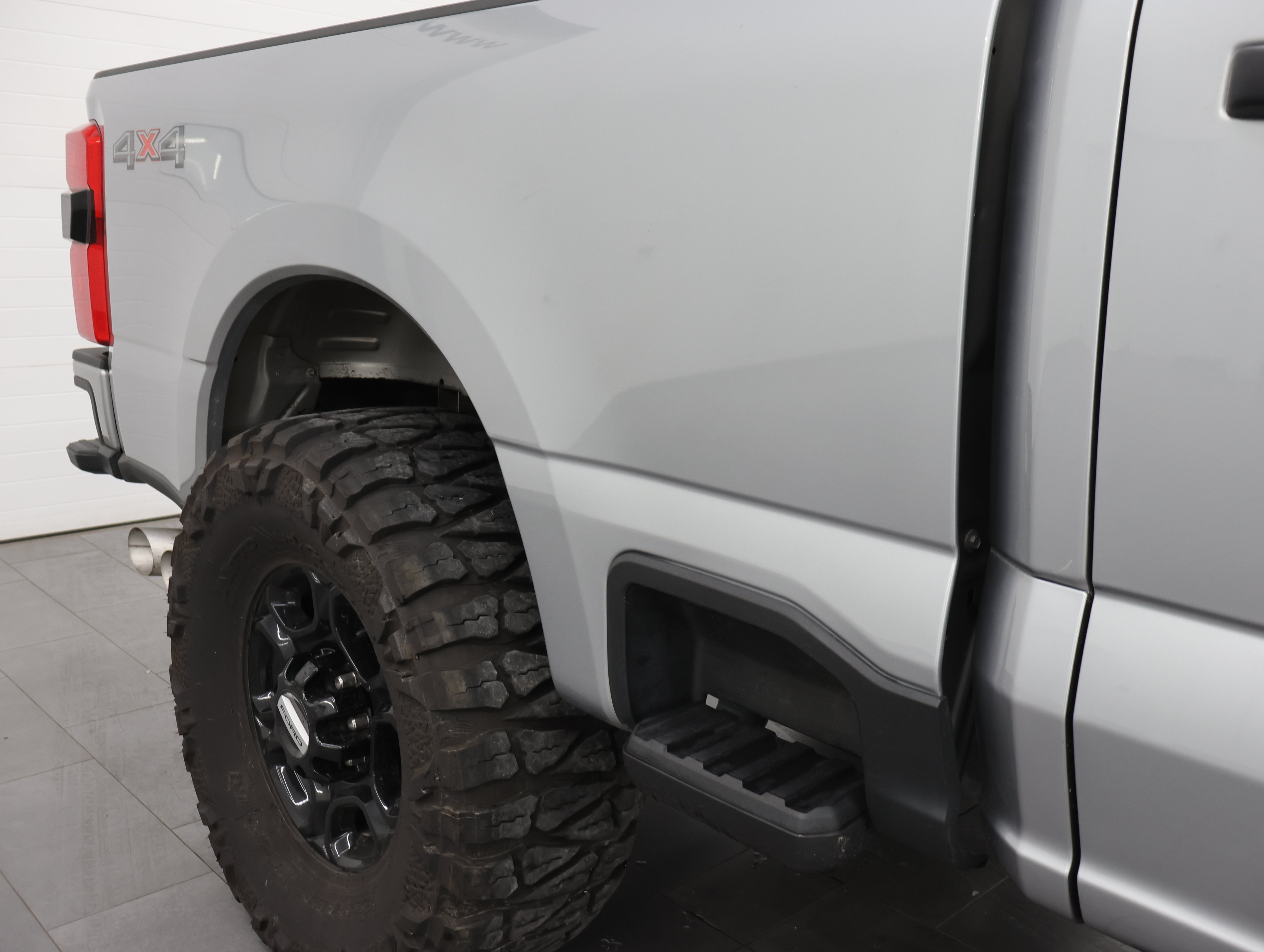 Used 2024 Ford F250 XL w/ STX Appearance Package AWD/4WD image 29