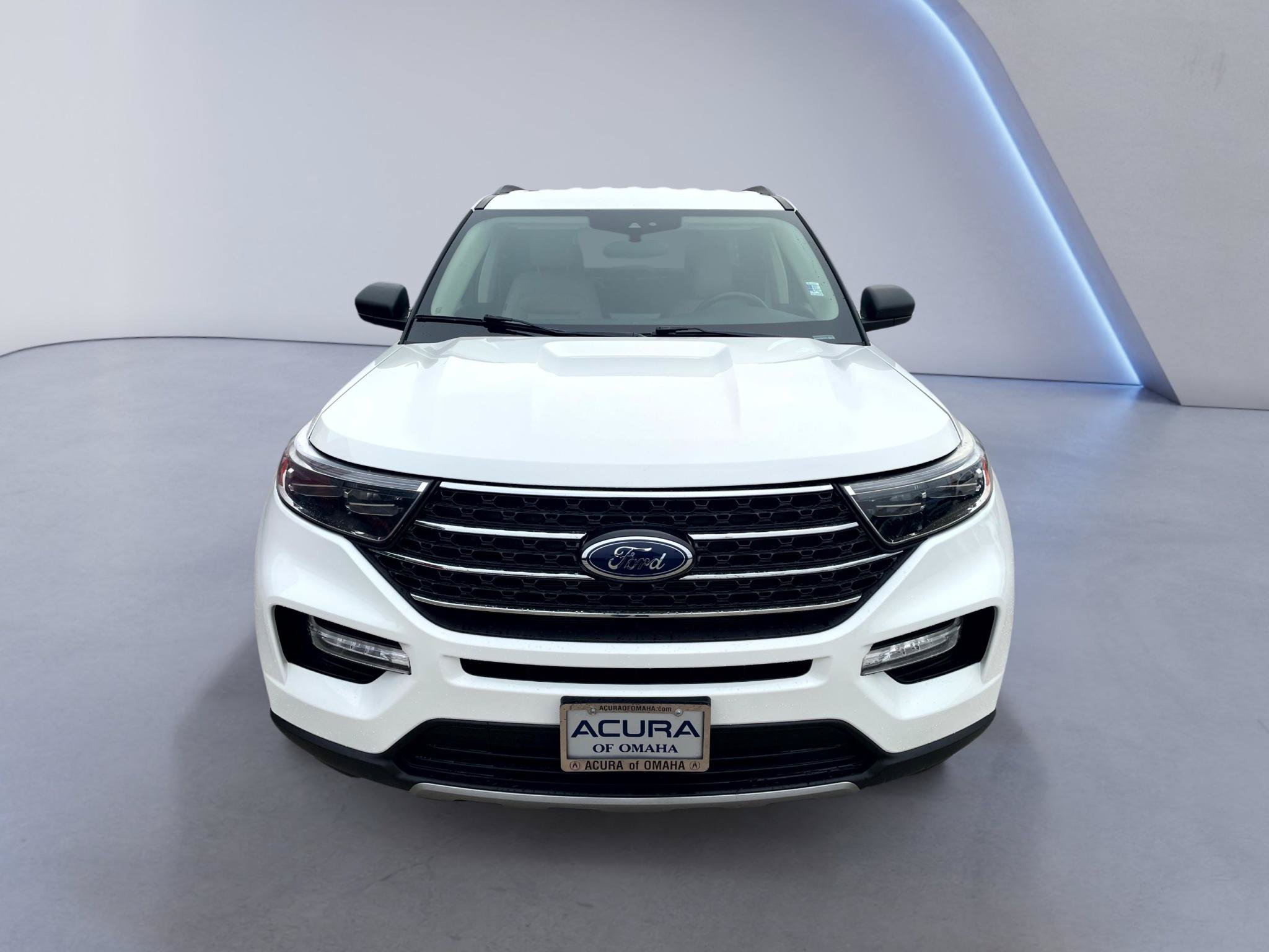 Used 2022 Ford Explorer XLT w/ Equipment Group 202A AWD/4WD image 5