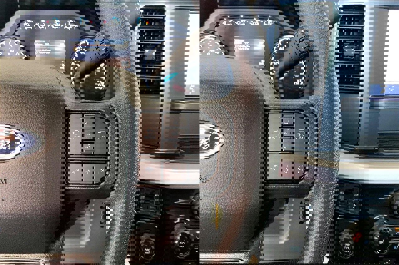 Used 2025 Ford F350 XL image 19