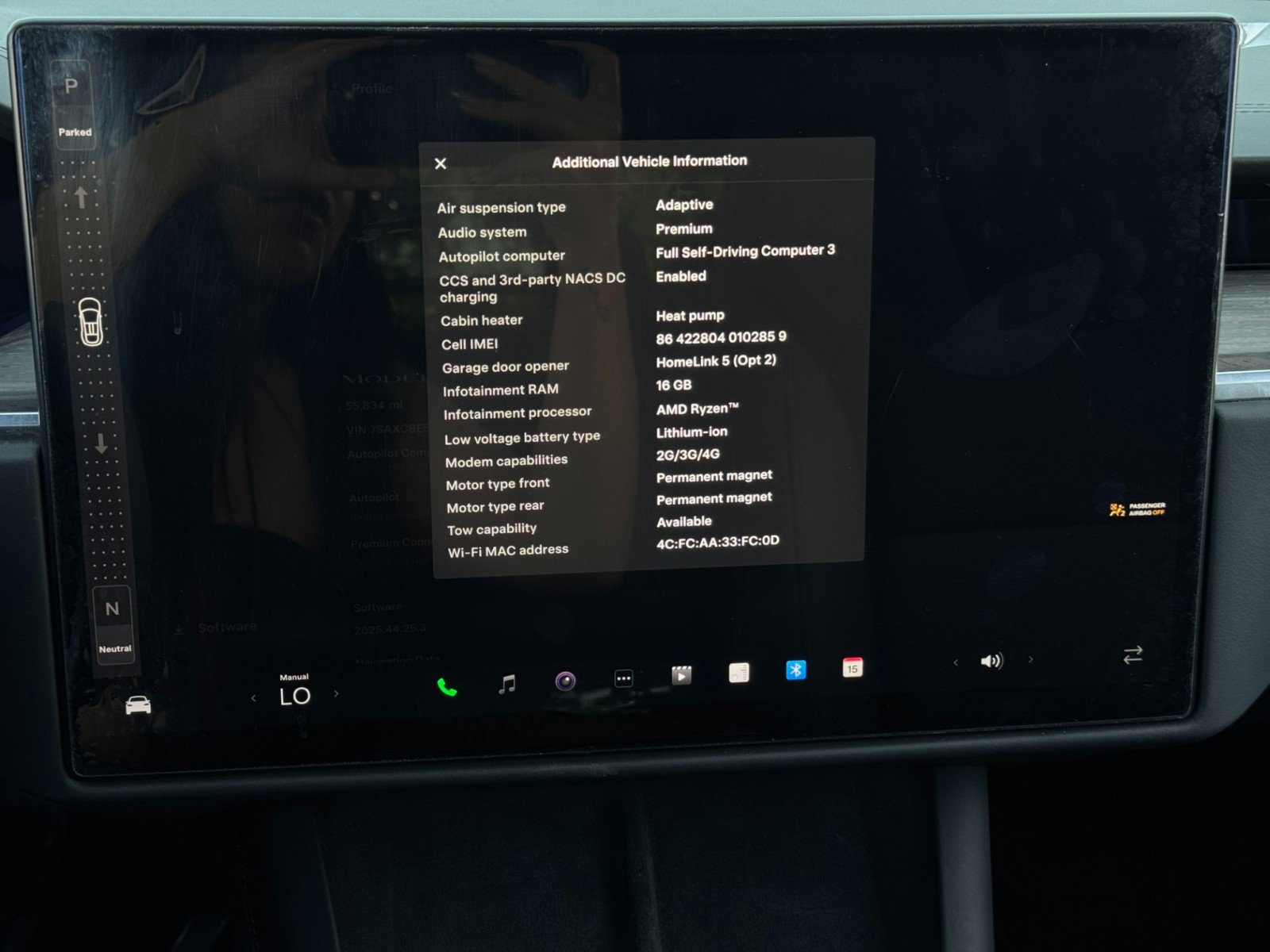 Used 2022 Tesla Model X image 30