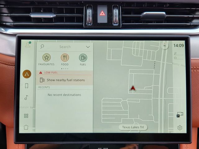 Used 2026 Jaguar F-PACE R-Dynamic S AWD/4WD image 16