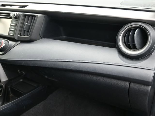 Used 2017 Toyota RAV4 LE image 35