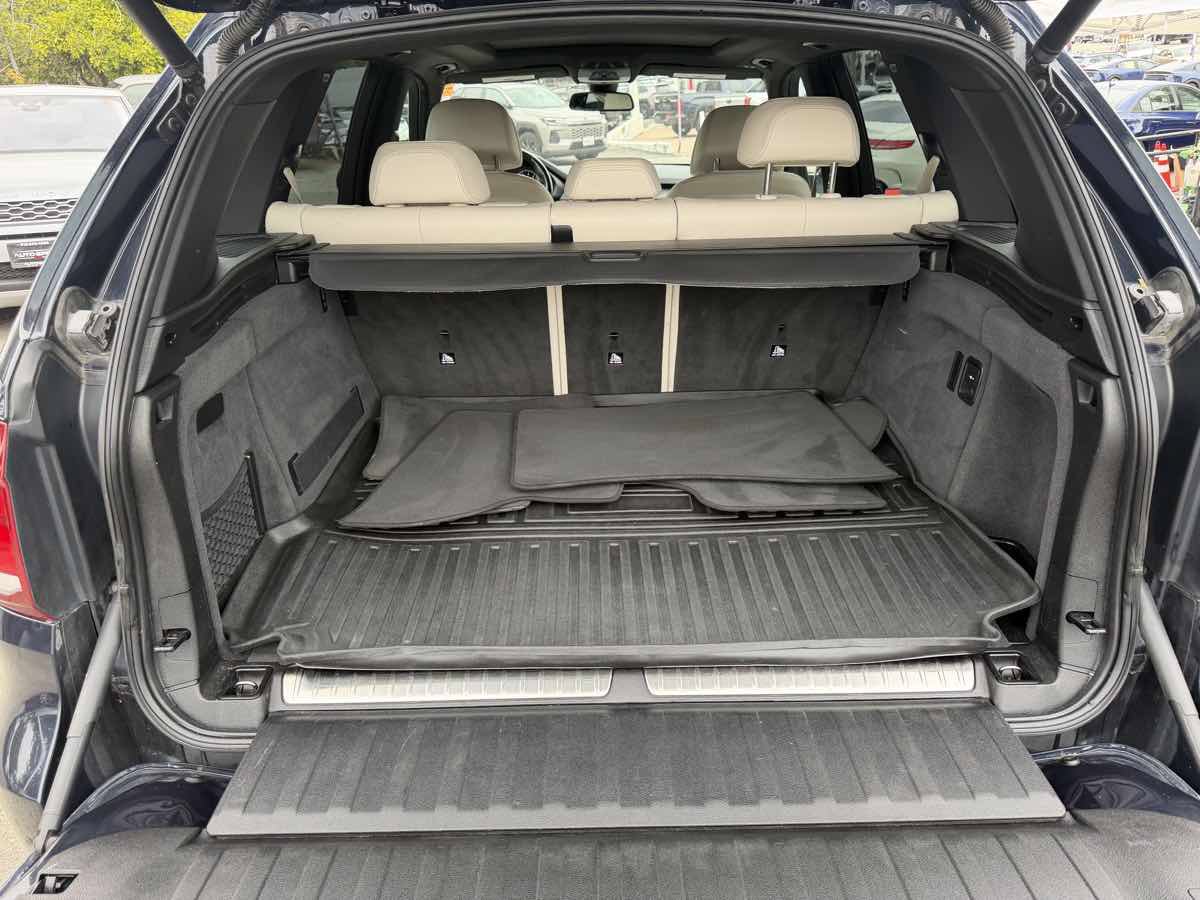 Used 2018 BMW X5 xDrive40e AWD/4WD image 22