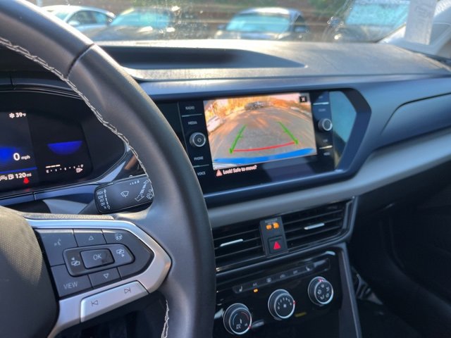 Used 2023 Volkswagen Taos SE image 25