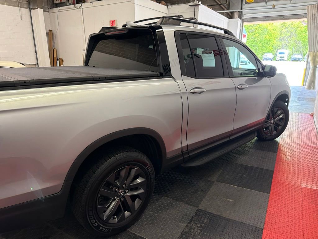 Used 2022 Honda Ridgeline Sport image 12