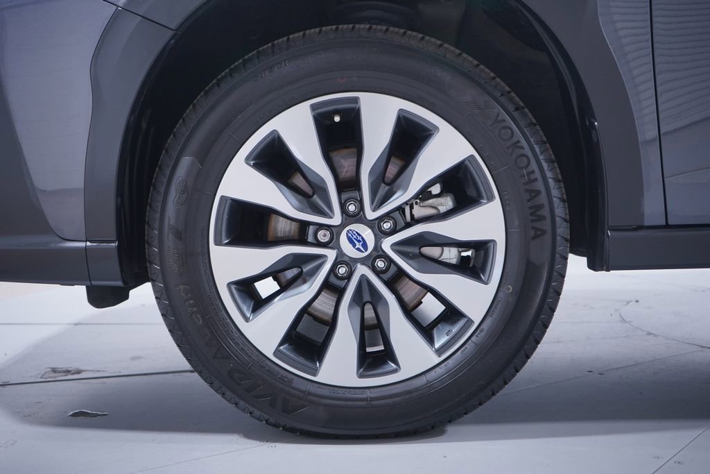 Used 2023 Subaru Outback Touring AWD/4WD image 2