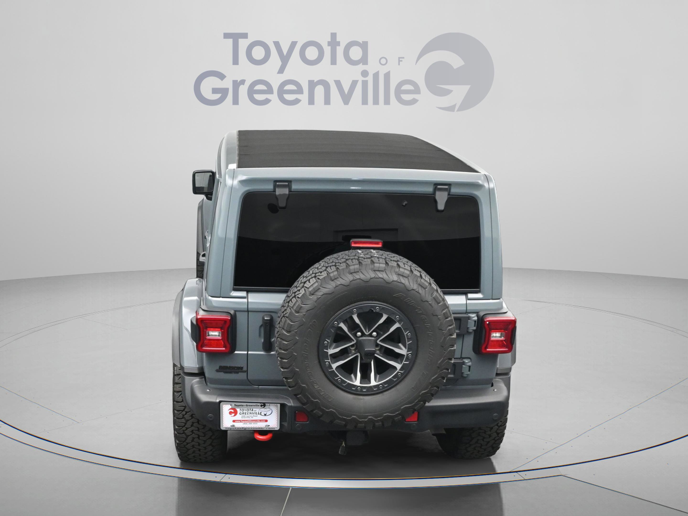 Used 2025 Jeep Wrangler Unlimited Rubicon AWD/4WD image 12