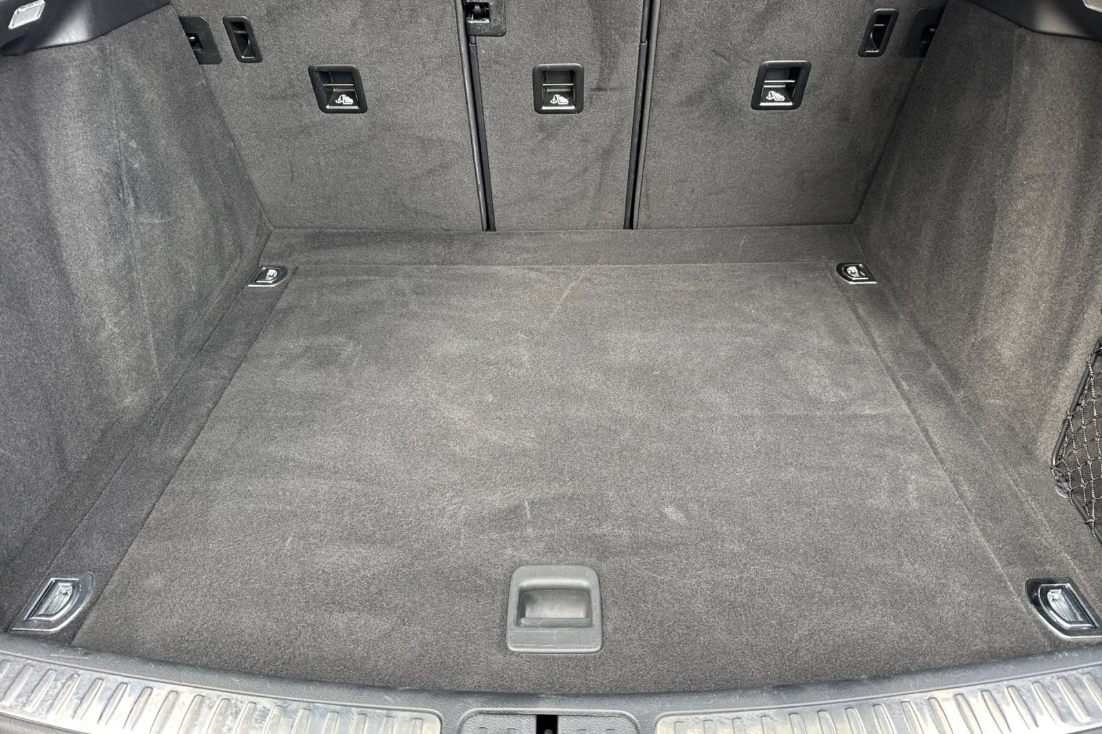 Used 2018 Porsche Macan image 14