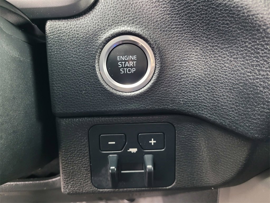 Used 2022 Toyota Tundra SR5 image 16