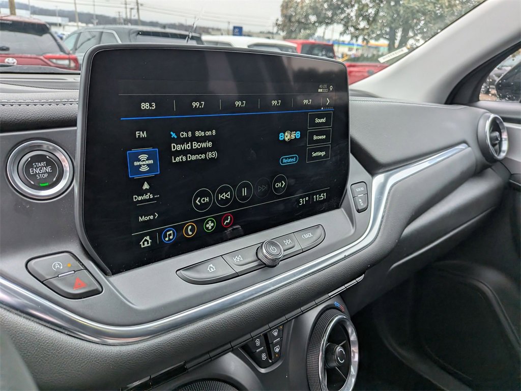 Used 2025 Chevrolet Blazer LT image 17