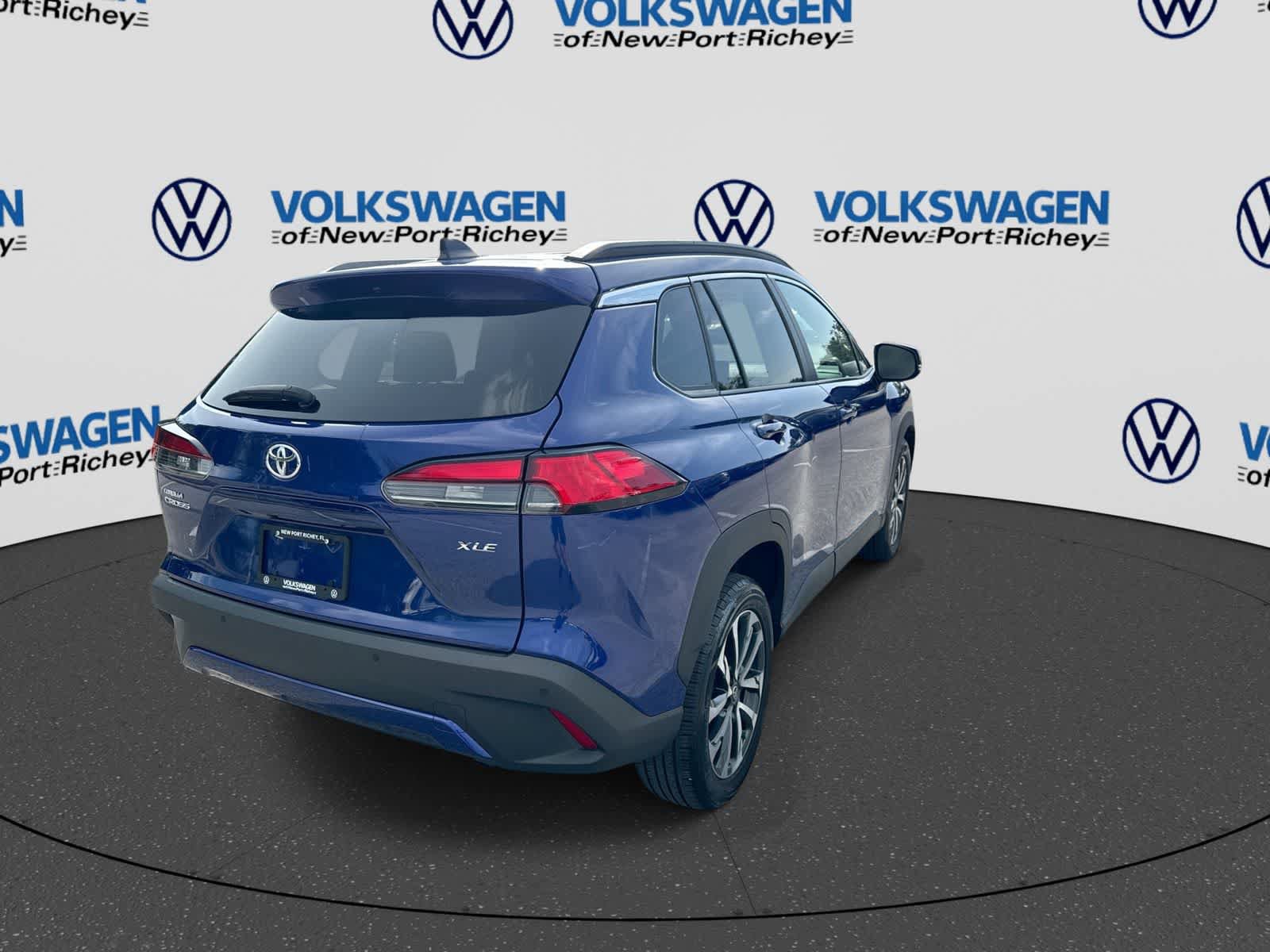 Used 2025 Toyota Corolla Cross XLE FWD image 14