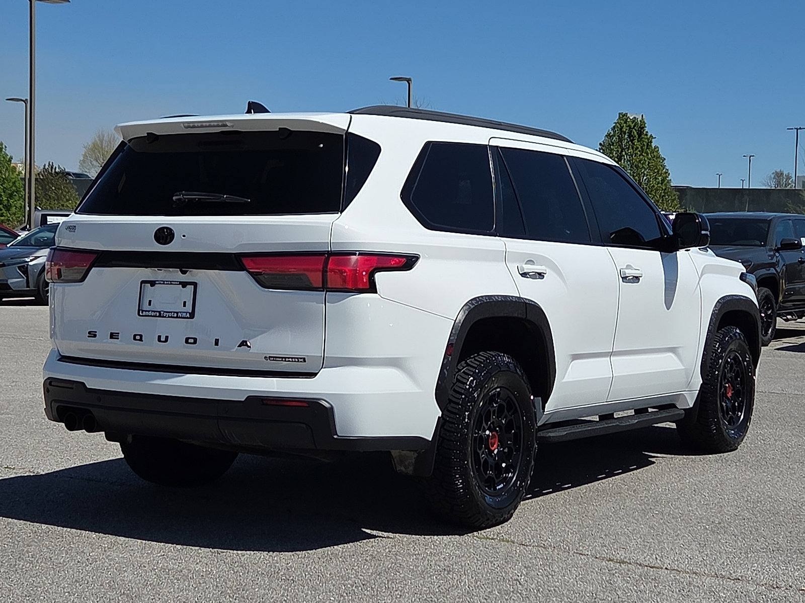 Used 2025 Toyota Sequoia TRD Pro AWD/4WD image 5
