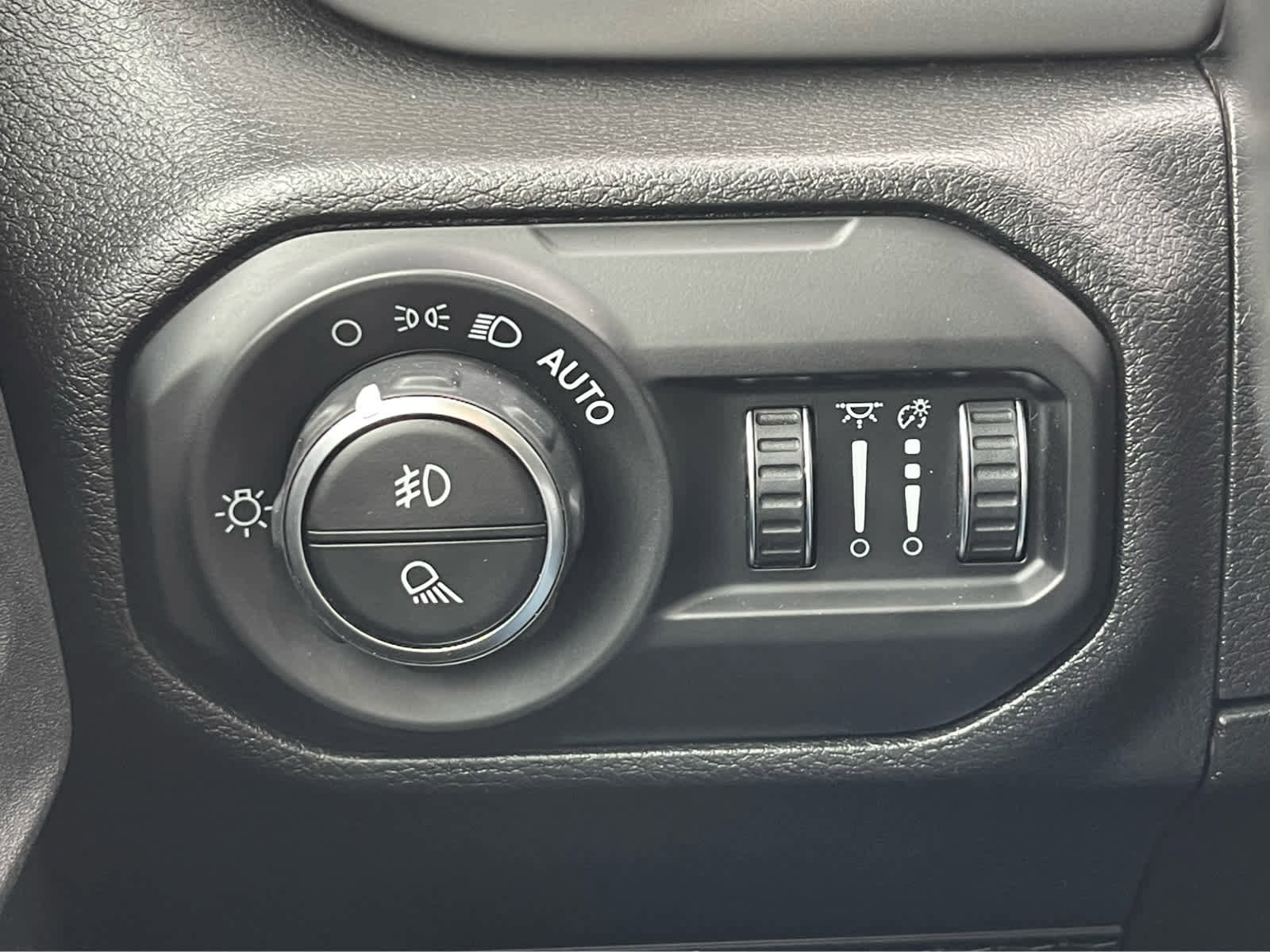 Used 2021 Jeep Gladiator Sport w/ Quick Order Package 26Q 80th image 18