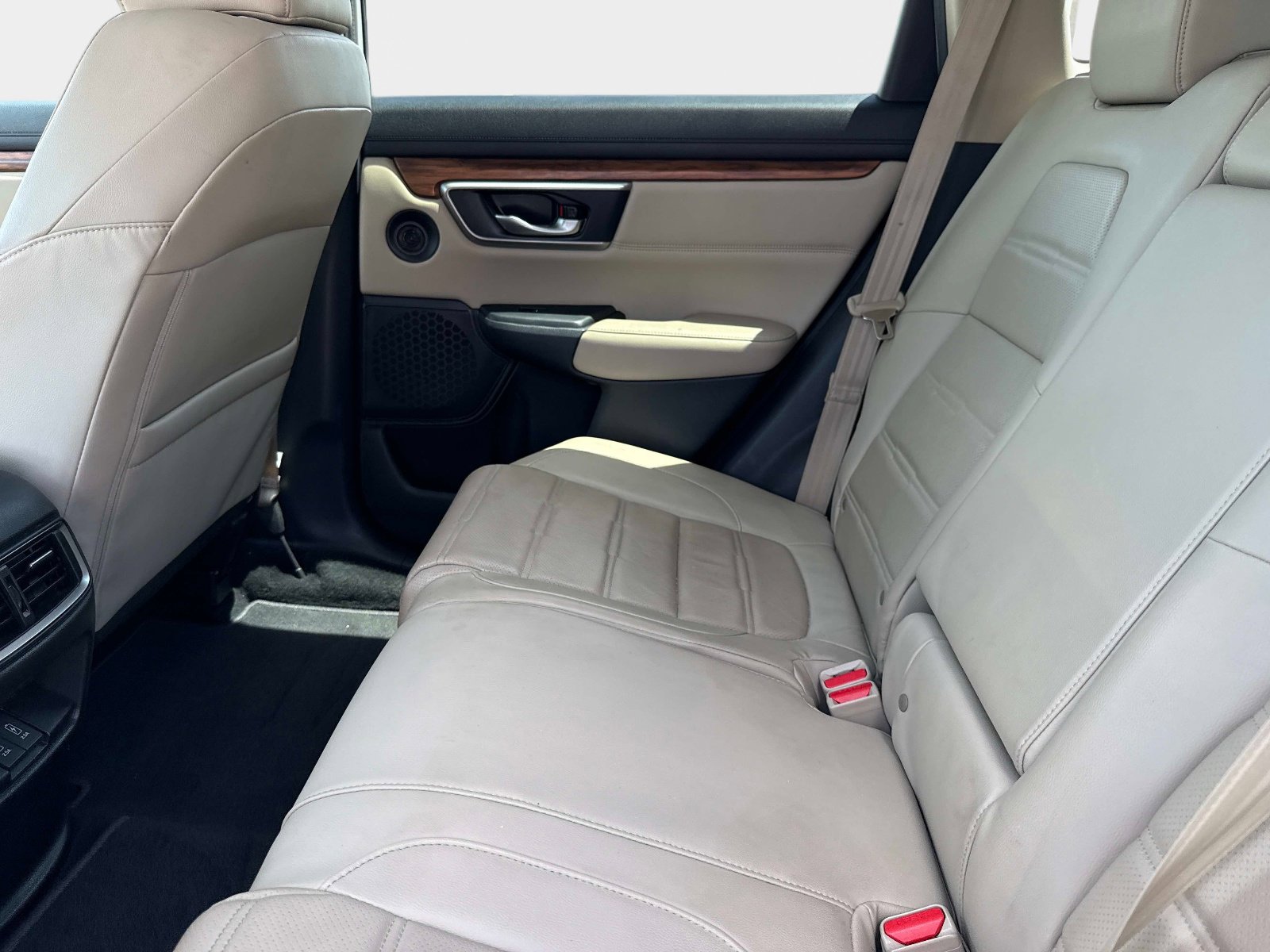 Used 2018 Honda CR-V Touring image 14